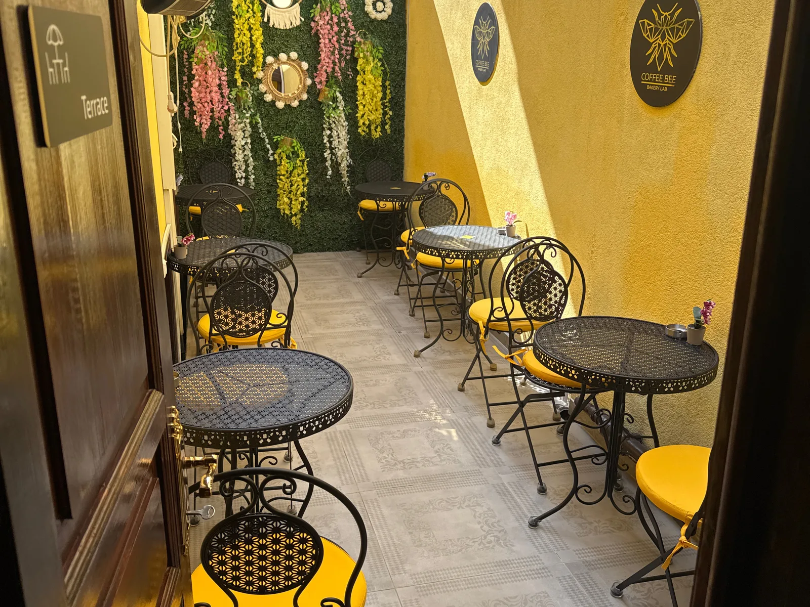 Coffee Bee Bakery Lab — Kafeler — Merkez / Edirne — Fotoğraf 7