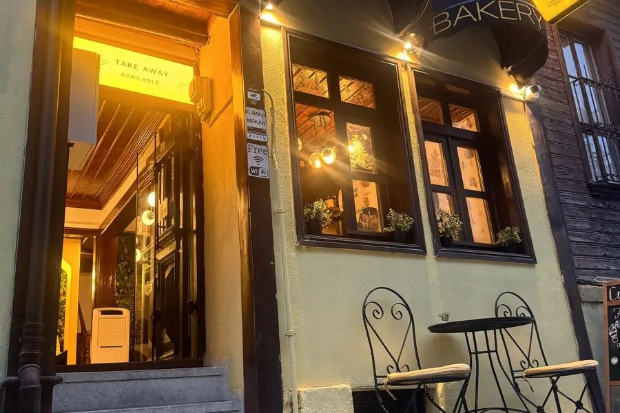 Coffee Bee Bakery Lab — Kafeler — Merkez / Edirne — Fotoğraf 2